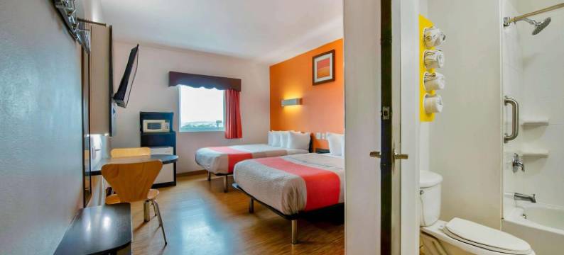 伊格帕斯湖畔6号汽车旅馆(Motel 6 Eagle Pass, TX - Lakeside)图片