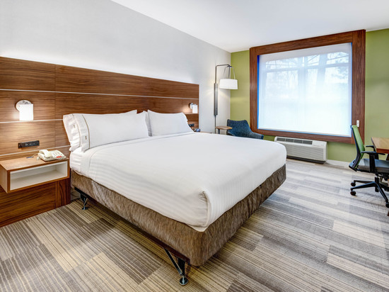 智选假日套房酒店伍德布里奇