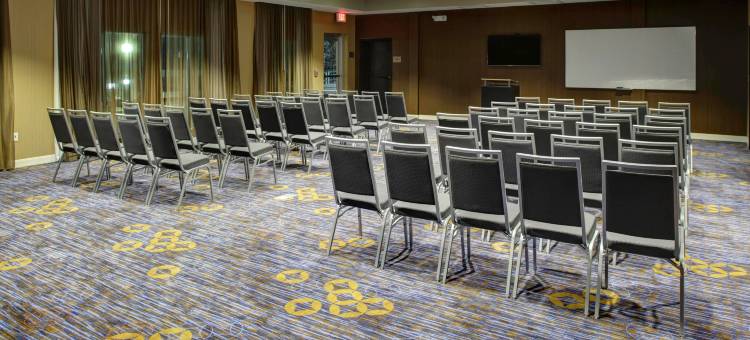 斯塔克维尔密歇根州立大学米尔会议中心万怡酒店(Courtyard Starkville MSU at the Mill Conference Center)图片