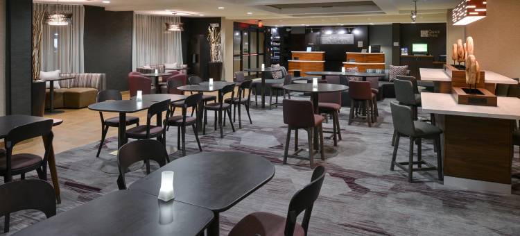 夏洛特马修斯万豪万怡酒店(Courtyard Charlotte Matthews)图片