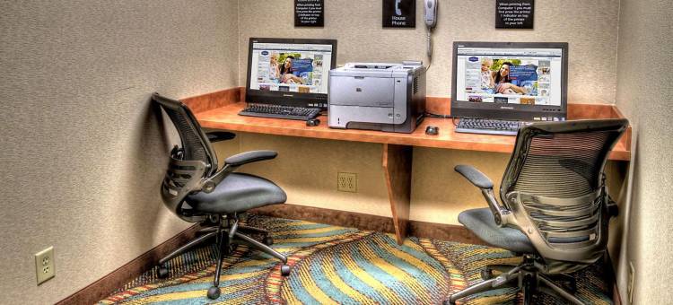 卡拉马祖奥施蒂莫欢朋酒店及套房(Hampton Inn & Suites Kalamazoo/Oshtemo)图片