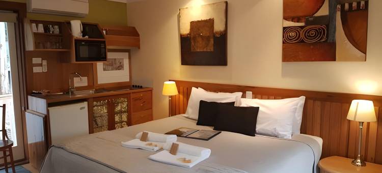 亚当森斯滨江住宿(Adamsons Riverside Accommodation)图片