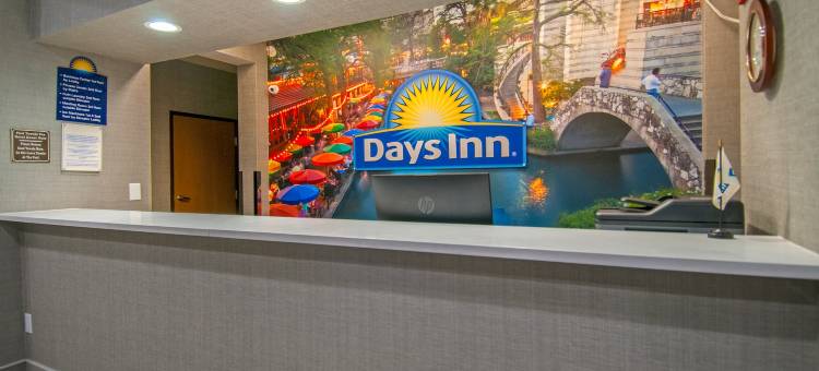 圣安东尼奥北斯通奥克戴斯套房酒店(Days Inn & Suites by Wyndham San Antonio North/Stone Oak)图片