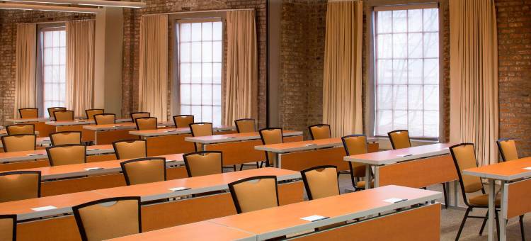 万豪新奥尔良仓库艺术区SpringHill套房(SpringHill Suites New Orleans Warehouse Arts District)图片