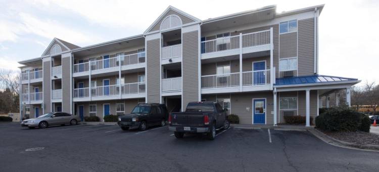 存在城市套房长期住宿夏洛特NC -机场(InTown Suites Extended Stay Charlotte NC - Airport)图片