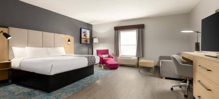 塞尔玛/史密斯菲尔德I-95拉昆塔温德姆套房酒店(La Quinta Inn & Suites by Wyndham Selma/Smithfield I-95)图片