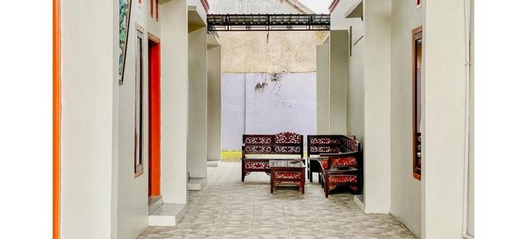 红色伙伴格里亚阿斯里伊斯兰酒店(Griya Asri Syariah Mitra RedDoorz)图片