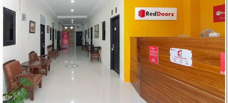 红多兹伊斯兰酒店-近梭罗广场购物中心(RedDoorz Syariah Near Solo Square Mall)图片