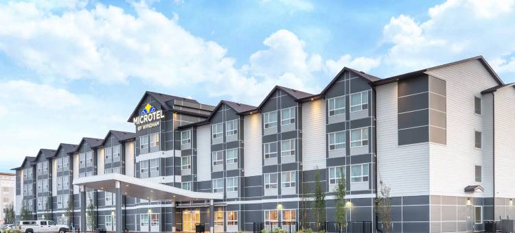 麦克默里堡麦客达套房酒店(Microtel Inn & Suites by Wyndham Fort McMurray)图片