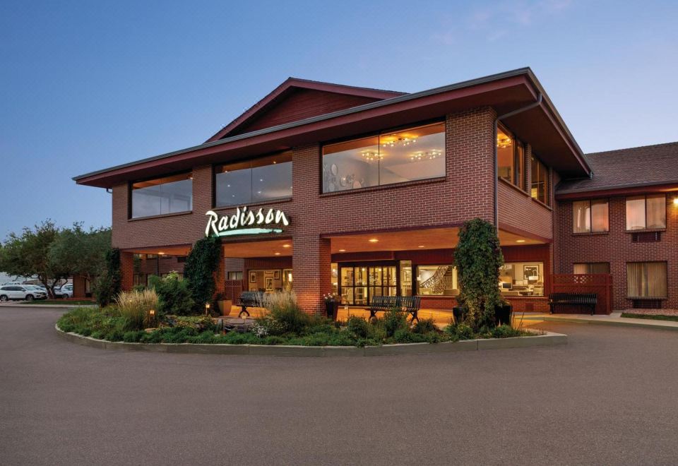 Radisson Hotel Colorado Springs Airport Hotel Overview