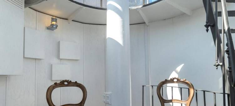 斯帕蒂文托角灯塔酒店(Capo Spartivento Lighthouse)图片