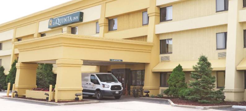 密尔沃基机场奥克里克拉昆塔温德姆酒店(La Quinta Inn by Wyndham Milwaukee Airport / Oak Creek)图片