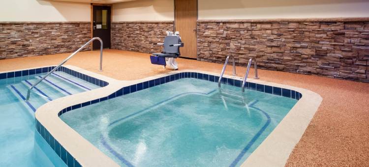 凯迪拉克戴斯酒店(Days Inn by Wyndham Cadillac)图片