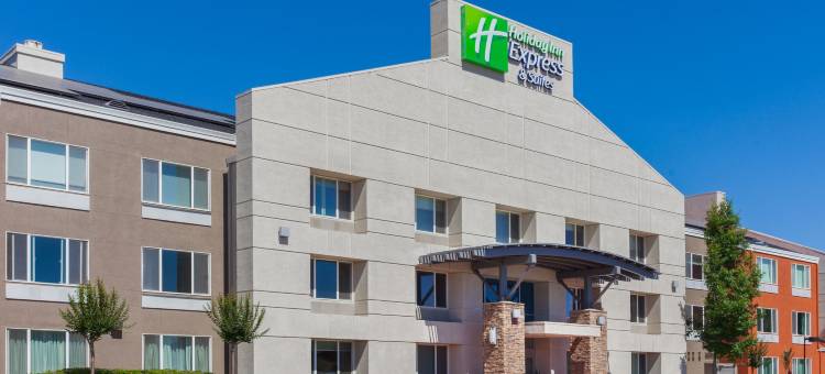 智选假日套房酒店麋鹿格罗夫 - 萨克拉门托地区(Holiday Inn Express & Suites Elk Grove West I-5)图片
