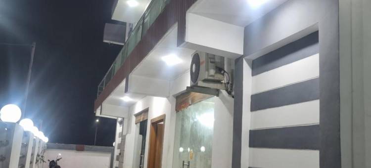 Fabhotel 银河格雷诺庆典(FabHotel Galaxy Greno Celebration)图片