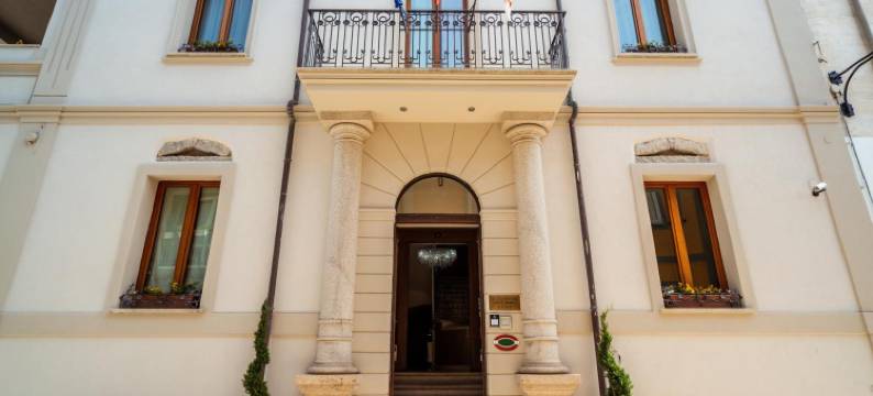 罗坎达康特马梅利酒店(La Locanda Del Conte Mameli)图片