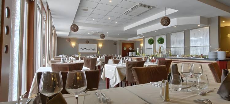"东方森林"领域，罗吉斯酒店，餐厅，SPA和高尔夫(Domaine de la Foret D’Orient Hotel Restaurant Spa & Golf)图片