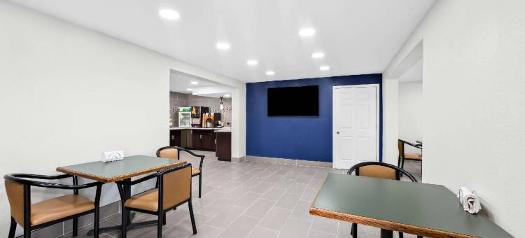 克拉丽奥酒店及套房近勒孔特中心鸽子谷(Clarion Inn & Suites Near the Leconte Center Pigeon Forge)图片