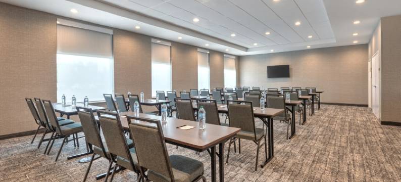 格林伍德洲际Staybridge Suites酒店 - 印第安纳波利斯南部(Staybridge Suites Indianapolis South - Greenwood by IHG)图片