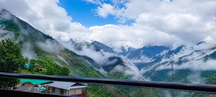 迪万萨奇山口喜马拉雅兄弟酒店(Hotel Diwan Sachpass Himalayan Brothers)图片