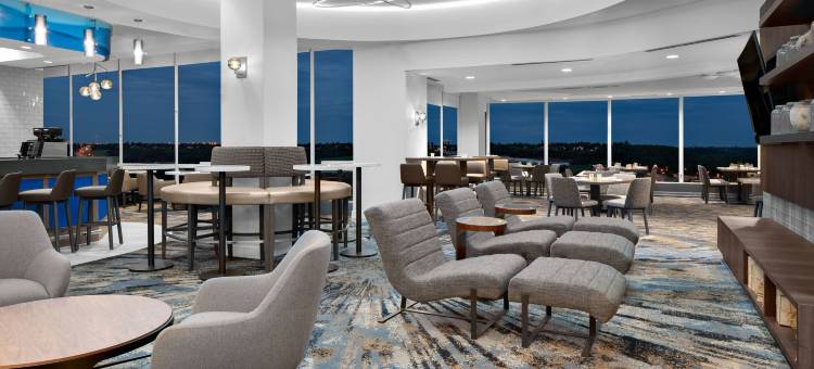 埃德蒙顿市中心万豪万怡酒店(Courtyard Edmonton Downtown)图片