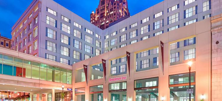 密尔沃基市中心Residence Inn 酒店(Residence Inn Milwaukee Downtown)图片