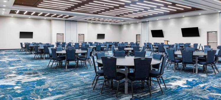 印第安纳波利斯西高速路希尔顿欢朋套房酒店(Hampton Inn and Suites by Hilton Indianapolis West Speedway)图片