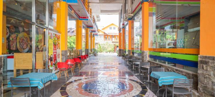 红多兹酒店@贝克西甘榜萨瓦贾蒂穆尔尼(RedDoorz Syariah @ Kampung Sawah Jatimurni Bekasi)图片