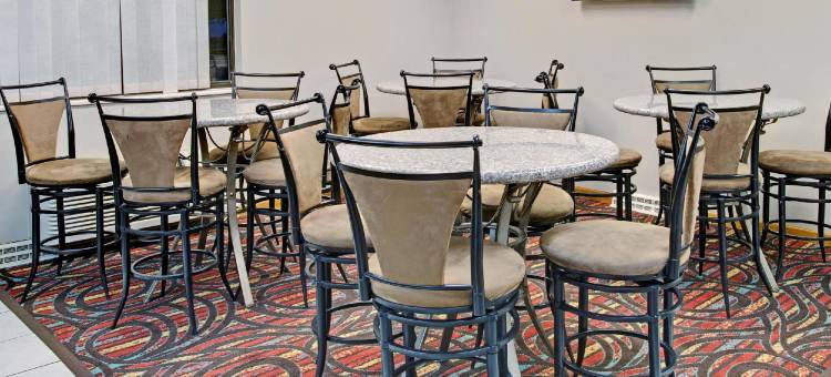 柯林斯堡速8酒店(Super 8 by Wyndham Fort Collins)图片