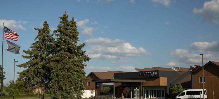 兰辛万怡酒店(Courtyard Lansing)图片