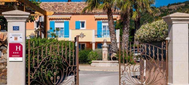 乐思芙洛布鲁埃斯酒店(Hotel les Flots Bleus)图片