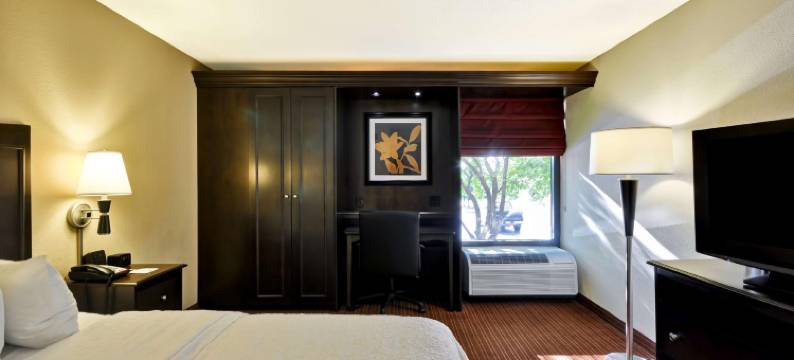 奥佛兰公园欢朋酒店(Hampton Inn Kansas City/Overland Park)图片