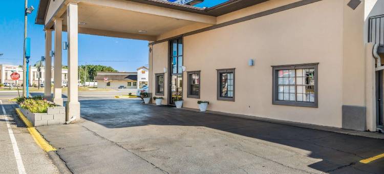 阿卡德尔菲亚美洲最佳价值套房酒店(Americas Best Value Inn Arkadelphia)图片