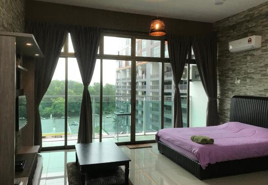 Palazio Serviced Apartments by JK Home Hotel Overview