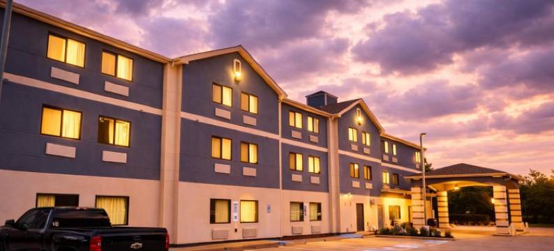 帕萨迪纳温德姆速8酒店(Super 8 by Wyndham Pasadena)图片