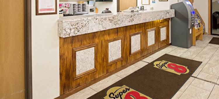 奥马哈埃普利机场-卡特湖温德姆速8酒店(Super 8 by Wyndham Omaha Eppley Airport/Carter Lake)图片