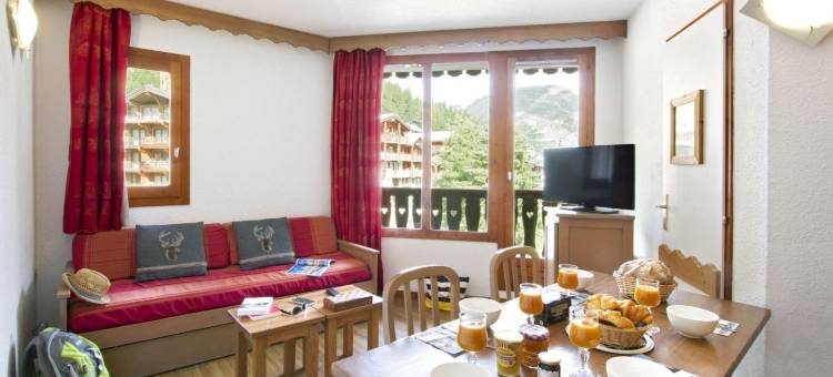 瓦尔花园 - 韦尔代特奥达利斯法义公寓式酒店(Résidence Odalys les Jardins de Val et les Verdets)图片