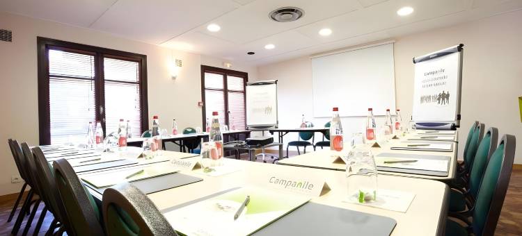 直通马堤格的Kyriad酒店(Kyriad Direct Martigues)图片