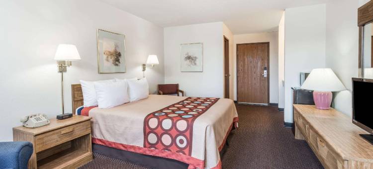 杜奎因温德姆速8酒店(Super 8 by Wyndham Du Quoin)图片