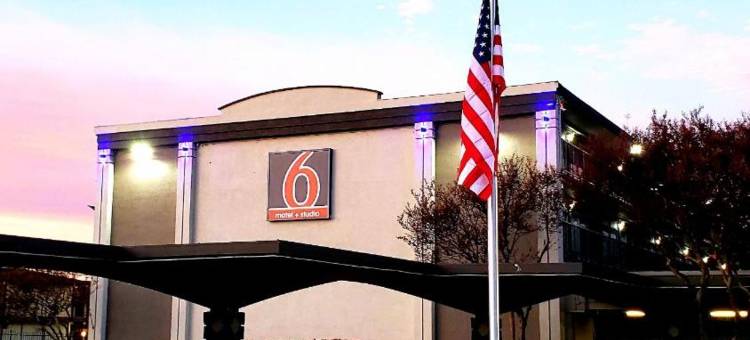 德克萨斯梅斯基特 - 镇东 6 号汽车旅馆(Motel 6 Mesquite, TX – Town East)图片