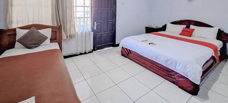 RedDoorz Syariah at Hotel Adi Sederhana near Stasiun Jatibarang图片