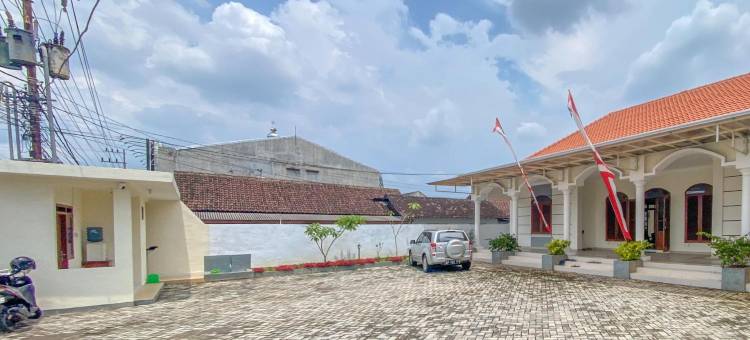 Raden Mansion Jember Urbanview图片