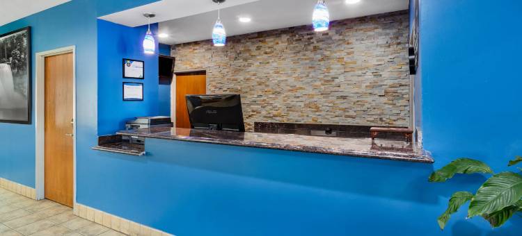 科科莫温德姆速8酒店(Super 8 by Wyndham Kokomo)图片