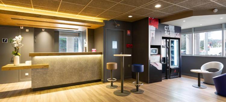 宜必思快捷布尔昆雅里昂中心酒店(Ibis Budget Bourgoin Jallieu Centre)图片