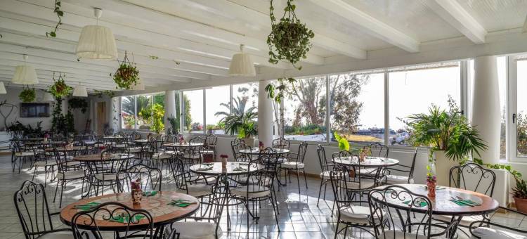 欧斯蒂纳酒店(Hotel Ossidiana Stromboli Center)图片
