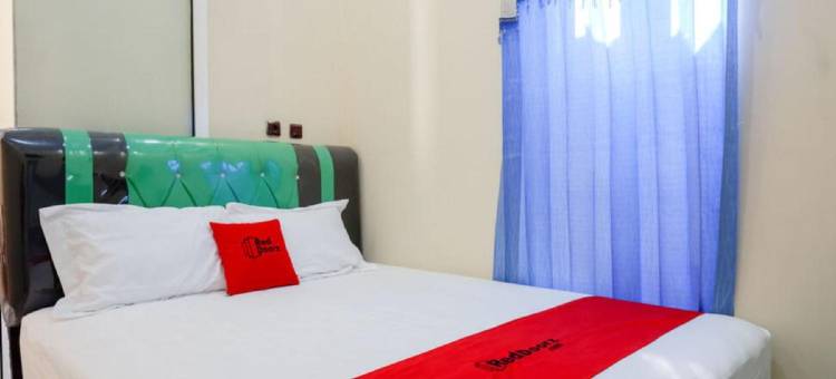 红多兹酒店-肯德尔南卡利文古公路(RedDoorz @ Jalan Raya Kaliwungu Selatan Kendal)图片