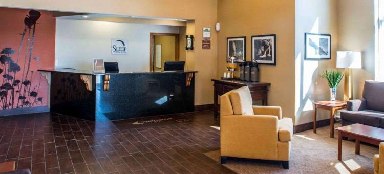 海斯I-70号舒眠套房酒店(Sleep Inn & Suites Hays I-70)图片