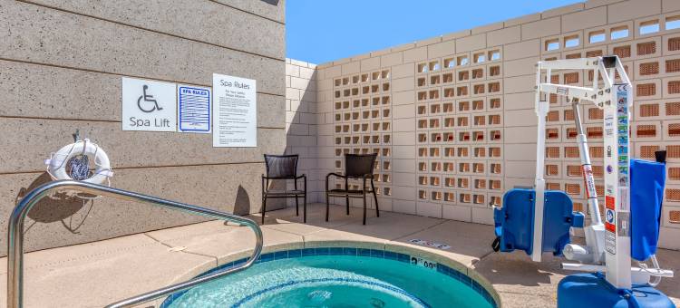 凤凰市区-国会大厦智选假日套房酒店(Holiday Inn Express & Suites Phoenix Dwtn - State Capitol)图片