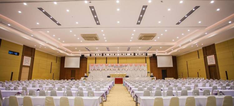 皇家纳哈拉酒店(Royal Nakhara Hotel and Convention Centre)图片