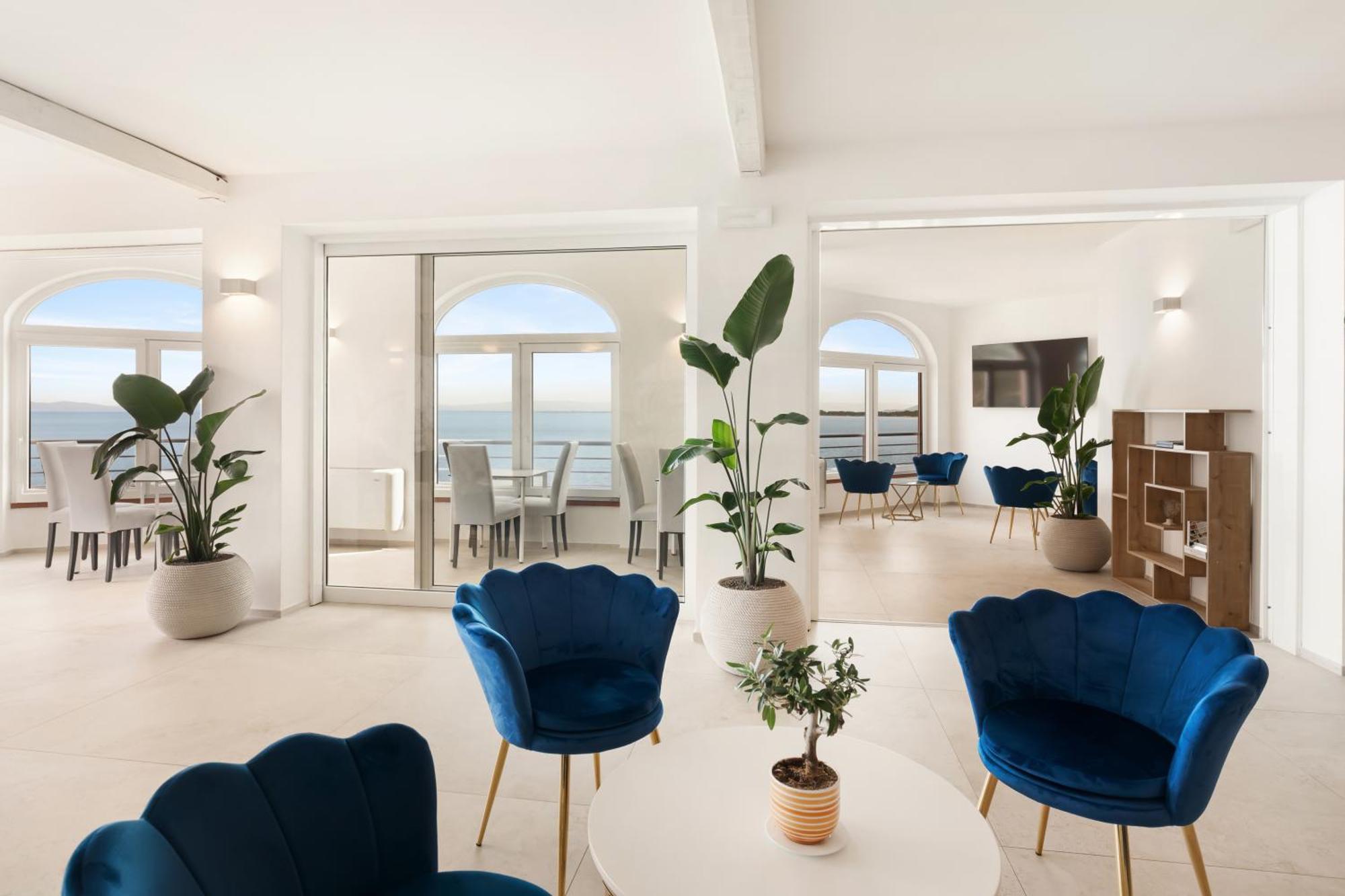 Hotel Villa Domizia Over view